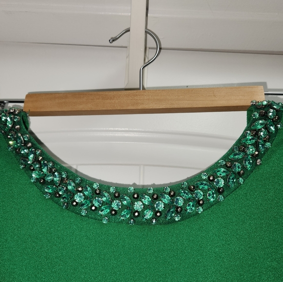 NWOT Dorothy Perkins Green Dress w/ Beaded Collar - Size 10 - Picture 2 of 4